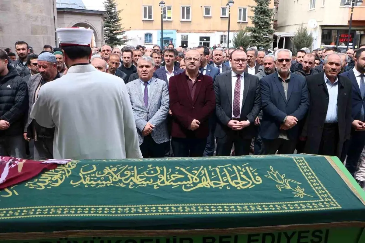 Suna Tanas’ın Cenazesi Düzenlendi