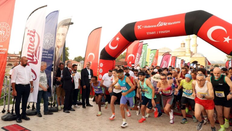 10 uluslararasi edirne maratonu kosuldu LRv2wCTP