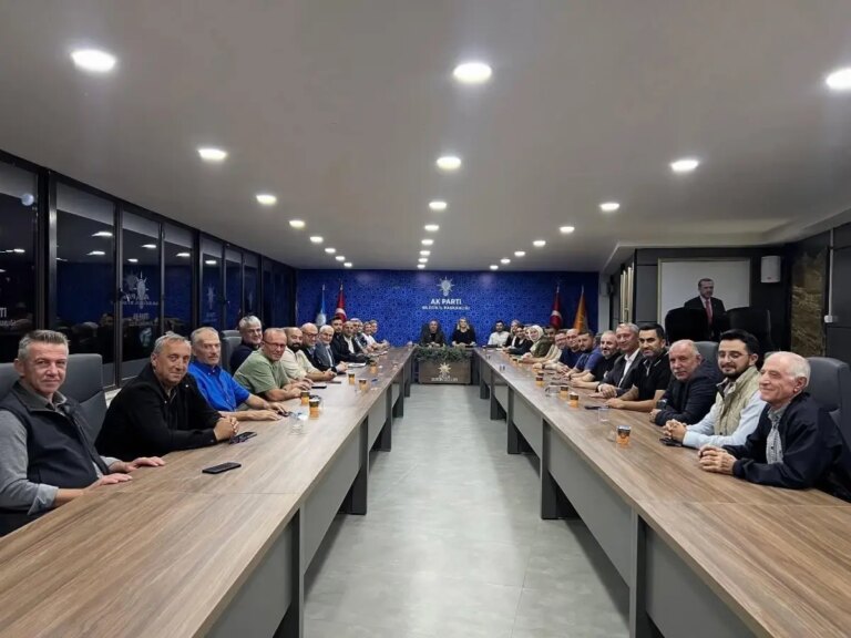 ak parti bilecikte yonetim kurulu toplantisi IEyaJpg2