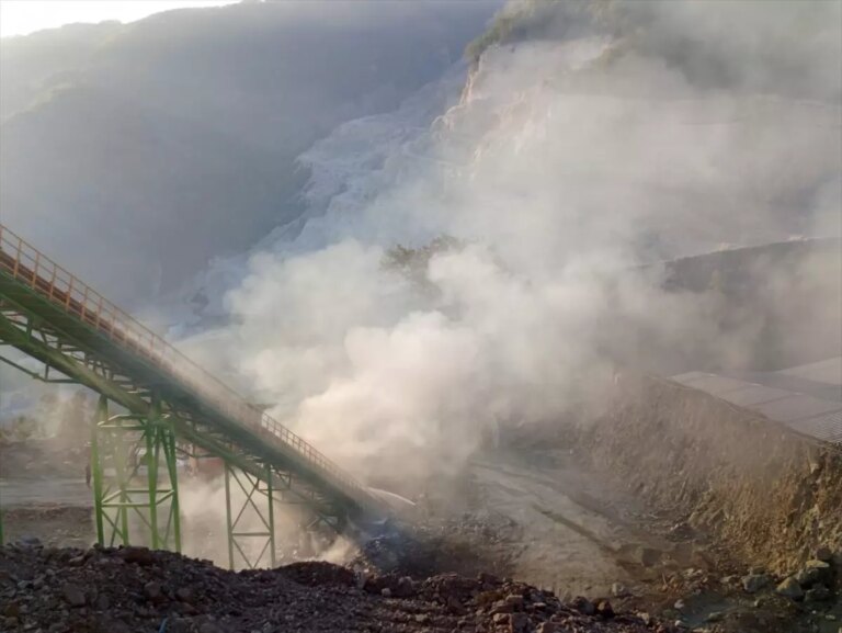 yigilcada cimento fabrikasinda yangin LMtza8nX