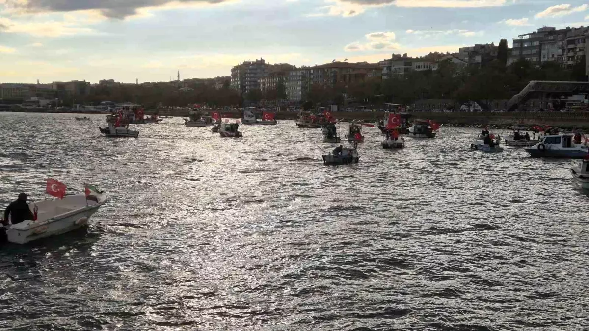 balikcilardan gazzeye destek konvoyu fRkAXx7N