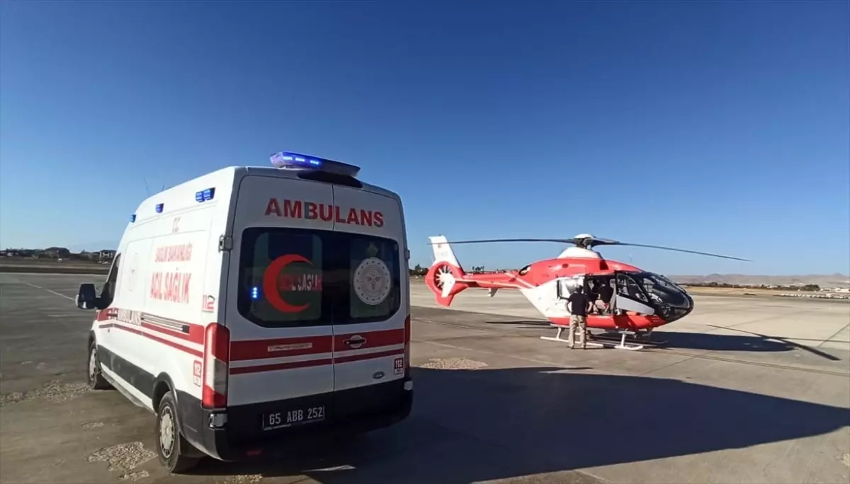 bebek istanbula ambulans ucakla sevk edildi 38dmwucP