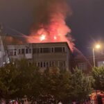 beyoglunda bina yangini tFZXczri.jpg