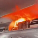 faciadan kil payi kurtuldular yolcu ucagi boyle alev aldi nh3yYGF3.jpg