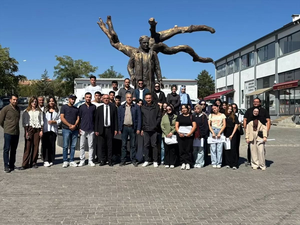 inonu universitesi ogrencileri arguvani ziyaret etti DGTeC8V6