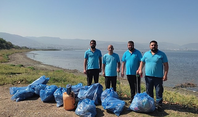 kocaelide sahil temizligi mavi takimdan sorulur r6EtcWxp.jpg