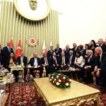 meclisteki karelere ilk yorum akpli isimden geldi basarilirsa secim ittifakina donusebilir Lnu52KHU