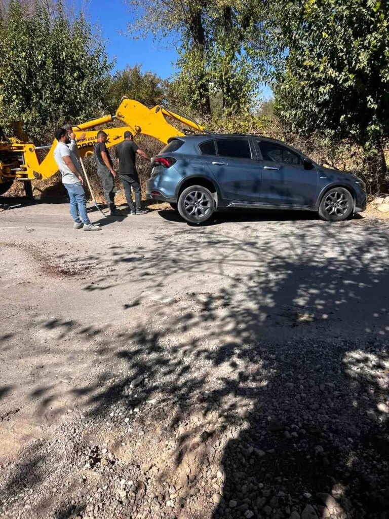 siirtte otomobil cukura dustu yarali yok 6AwA5jTL