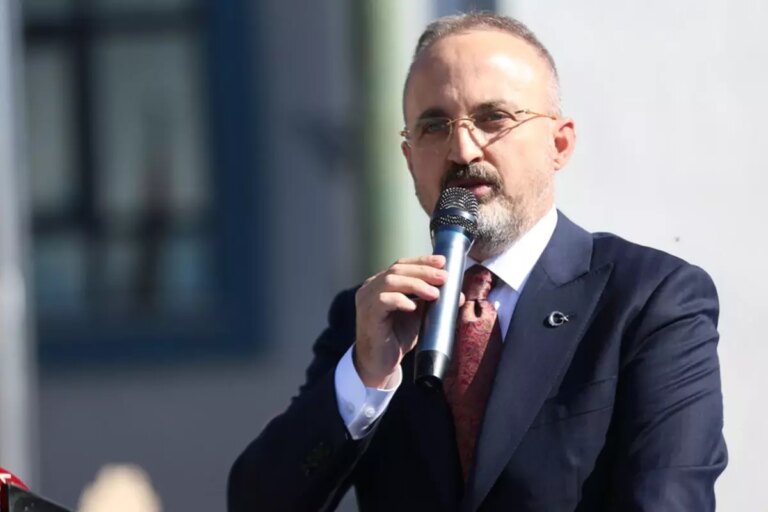 tbmmdeki ocalan sloganlarina bulent turandan tepki hic mi akilli adam yok pUhppP7Q