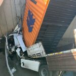 gaziantepte kamyonete carpan tir kopruden dustu 2 yarali tGpDCMyb.jpg