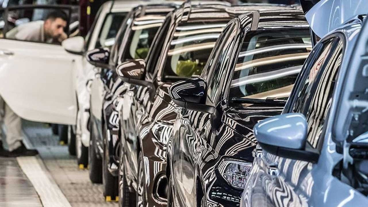 otomobilin-uretimi-dustu-satisi-artti-kIvneeqW.jpg