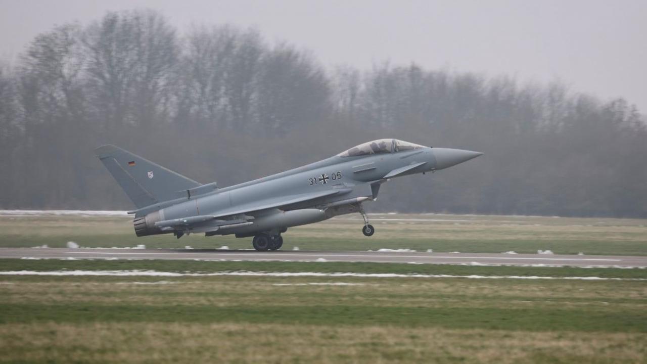 almanya-rusyaya-karsi-150-asker-ve-eurofighter-savas-ucagi-konuslandirdi-fJhOYvqi.jpg