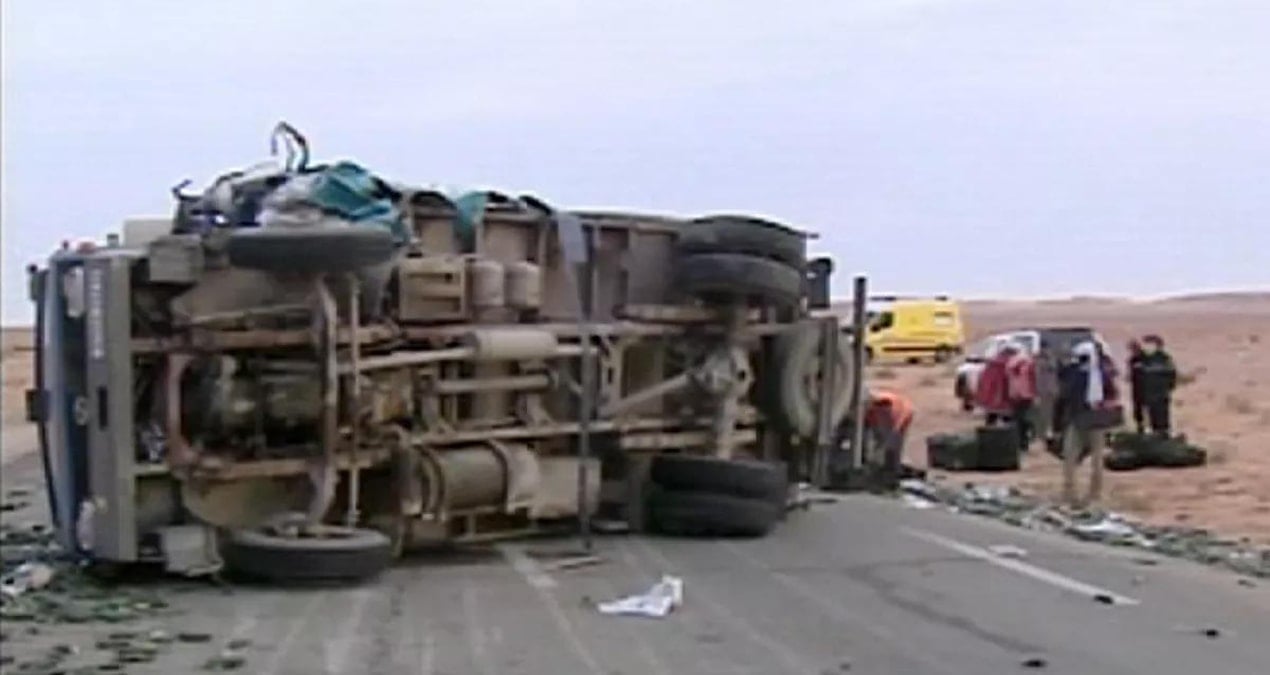 cezayirde-otobus-kazasi-13-olu-35-yarali-rvpq8H2G.jpg