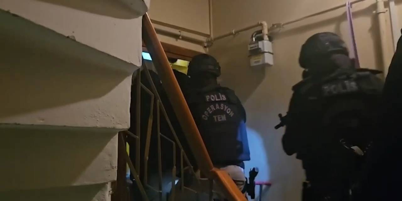 istanbulda-isid-operasyonu-10-gozalti-qU8P2Lf9.jpg