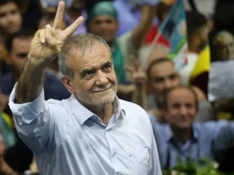 Pezeşkiyan, ABD ile müzakere yapıldığını ilk kez doğruladı! Sözleri sitem dolu