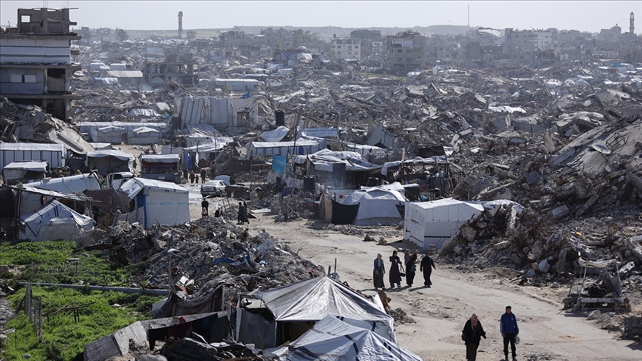 İsrail Askerlerinin Ateşiyle Yaralanan Çocuk Hayatını Kaybetti