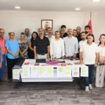 Diyarbakirda 685 kisi chpden istifa etti birer paket kina gonderiyoruz otursunlar eserlerine bakip kina 1DOelr8y